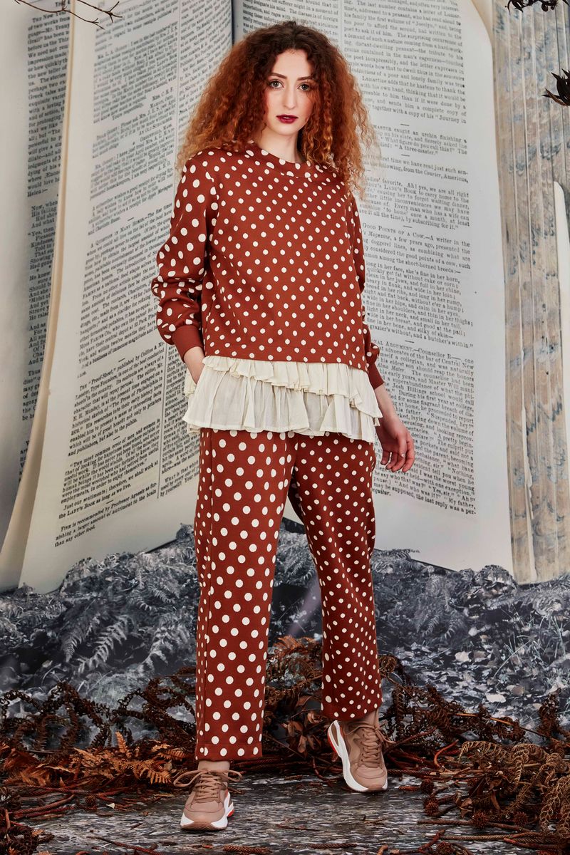 									JUMPER UP JUMPER
								, 			TRACK STAR PANT
			