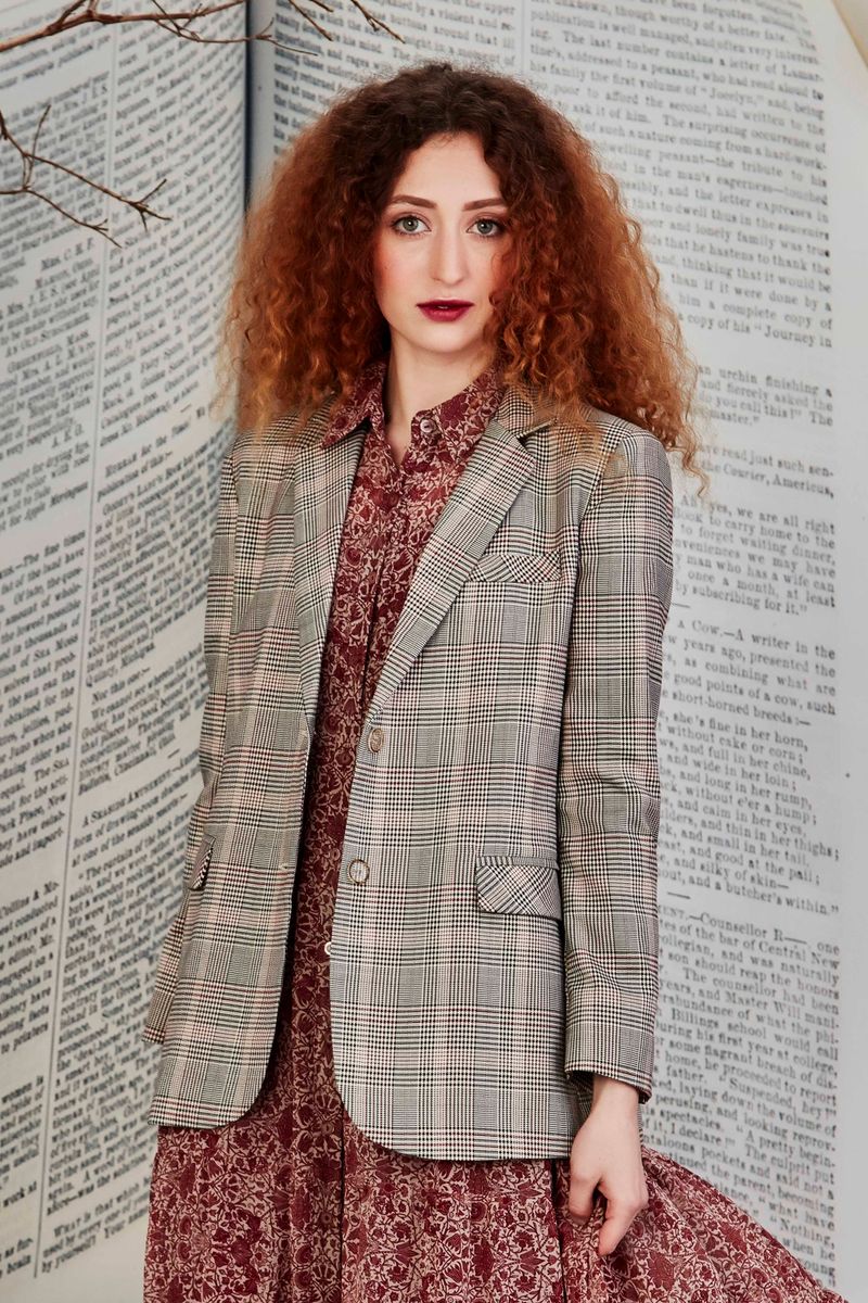 									PREP SCHOOL PERFECT JACKET
								, 			IN THE LONG DRESS
			