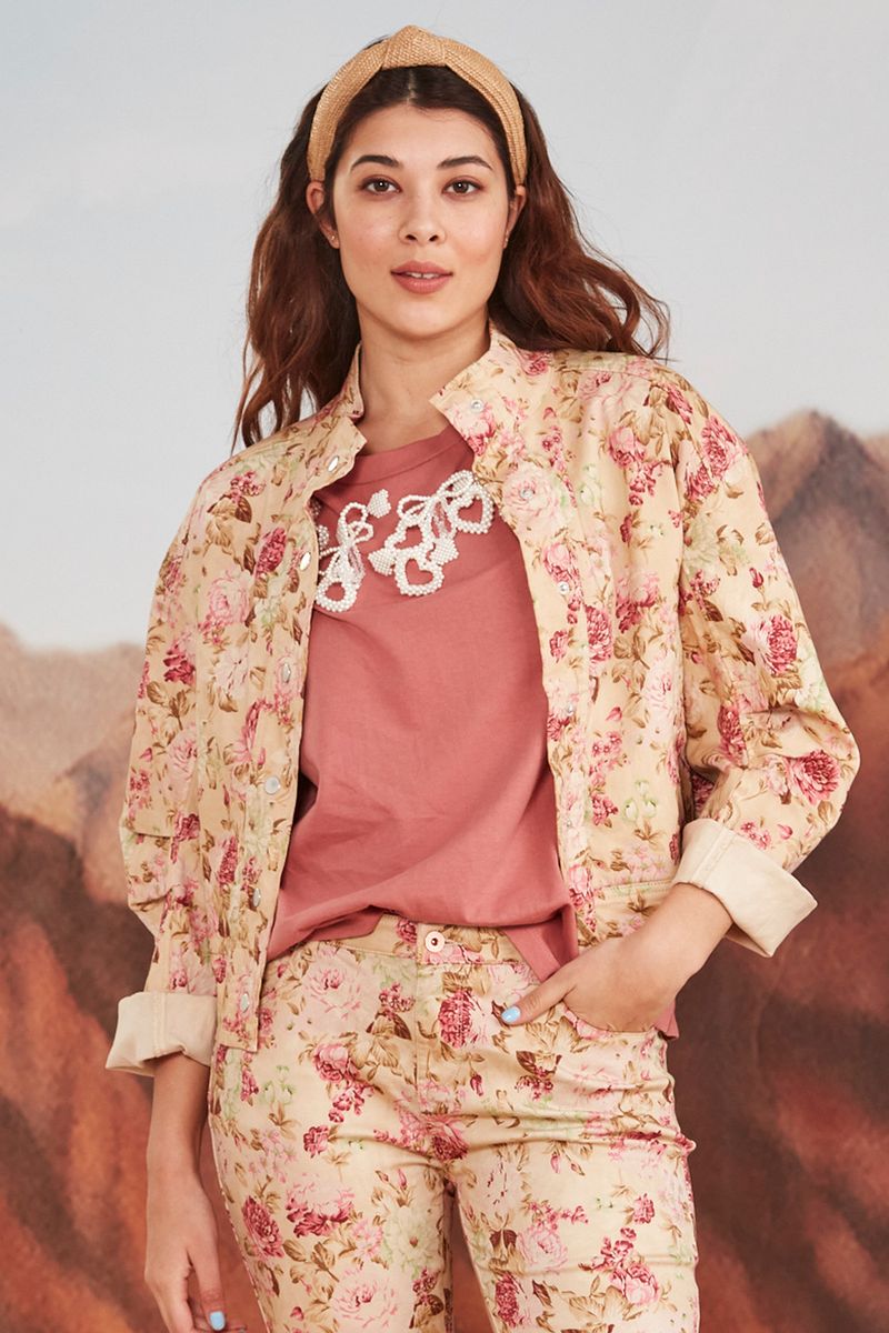 									DREAMING IN SEPIA JACKET
								, 			TEE ME MORE TOP
			