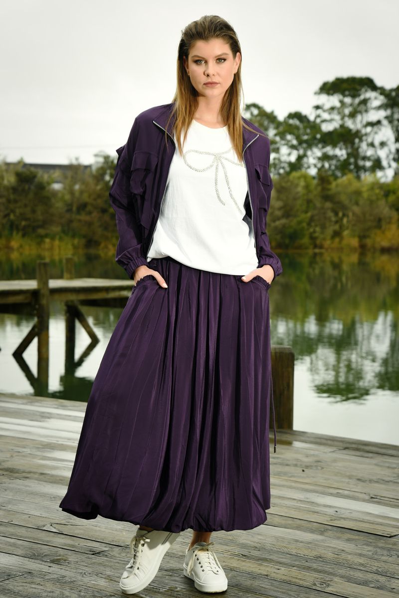 									NIP AND TUCK JACKET
								, 			BOW'TIFUL DAY T-SHIRT
								, 			BURST YOUR BUBBLE SKIRT
			