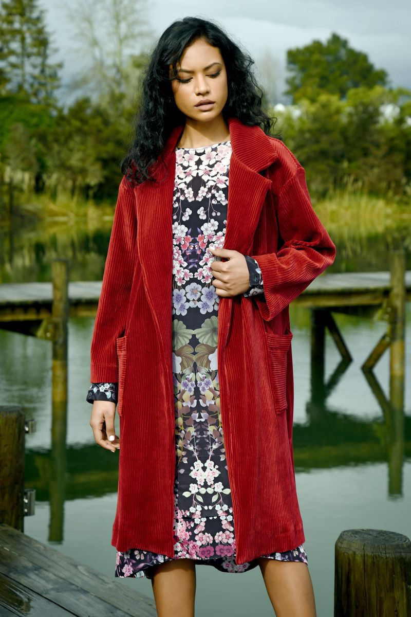 									COATIGAN CUTIE COAT
								, 			FACE THE TUNIC DRESS
			