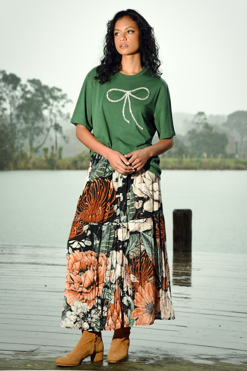 									BOW'TIFUL DAY TOP
								, 			SKIRT 'EM SAY SKIRT
			