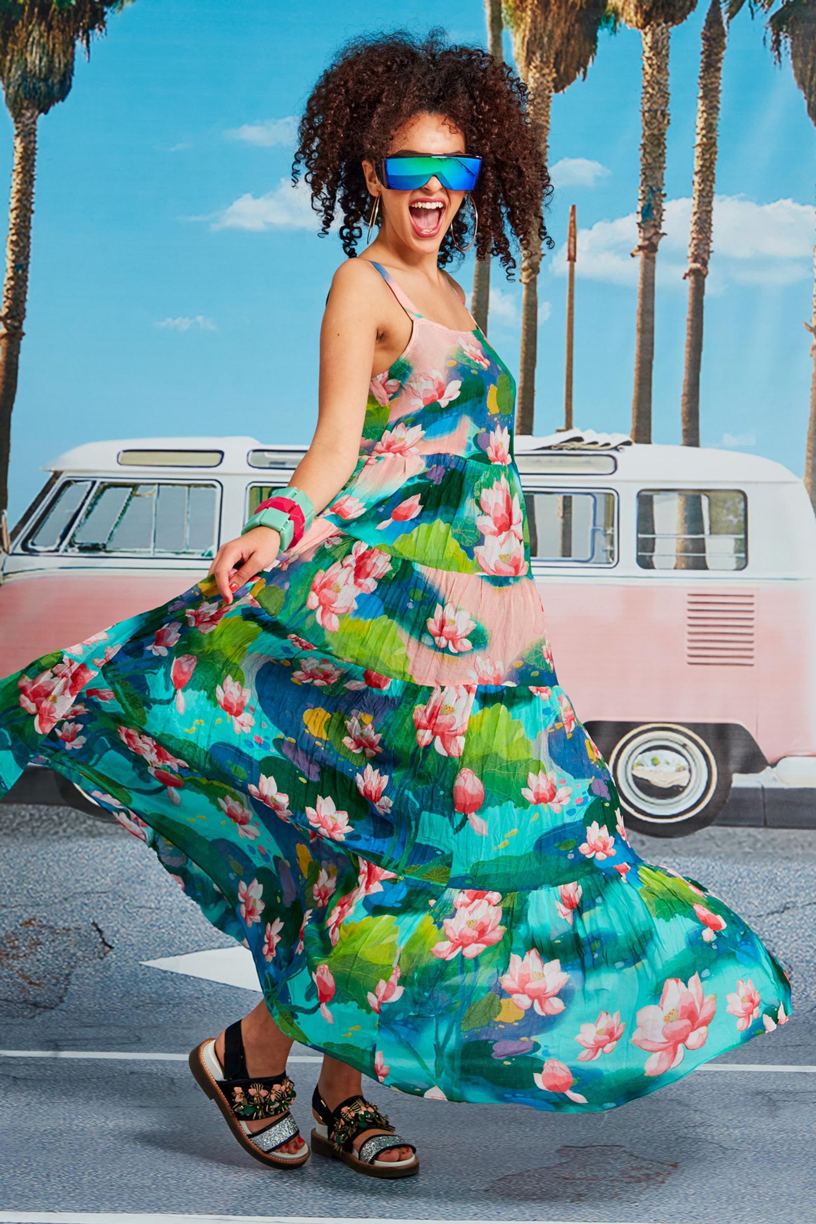 									LOVE IN A PUFF DRESS
			