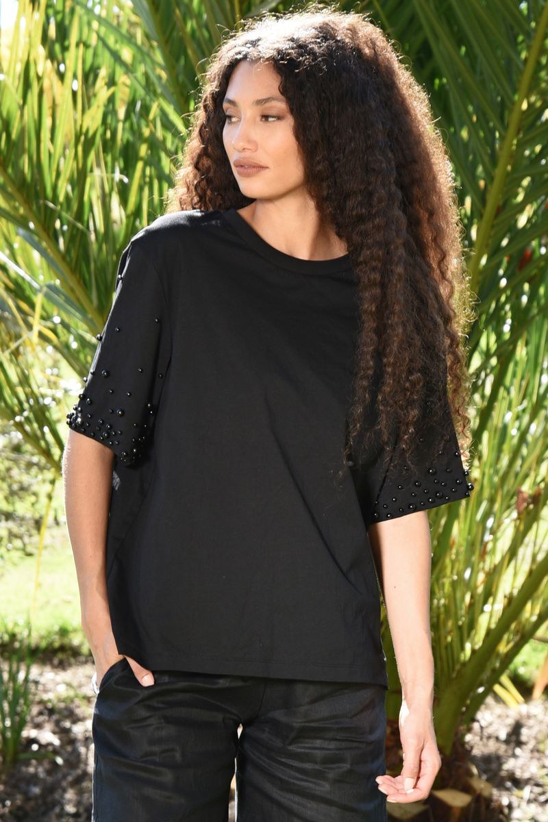 									WHAT A PEARL WANTS  TOP
			