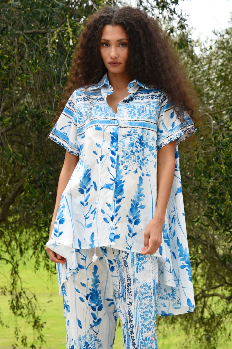 									EAT YOUR HEART OUT SHIRT
			