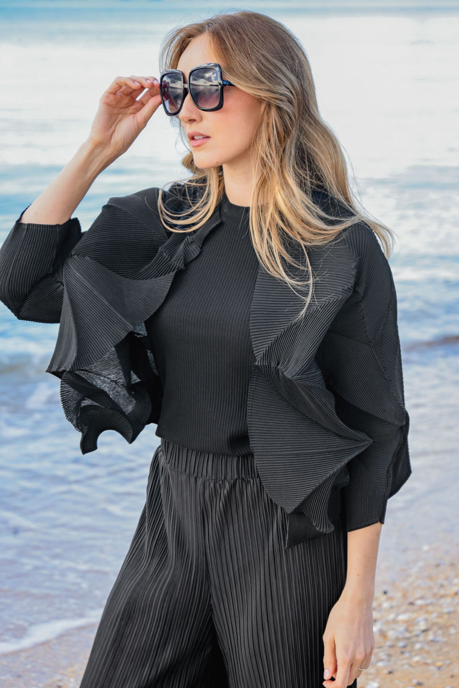 									ARTS AND CRAFTS JACKET
			