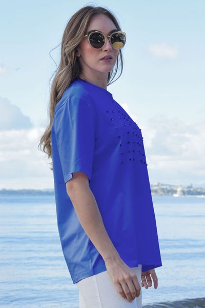 									SURROUNDED BY STUDS TOP
			