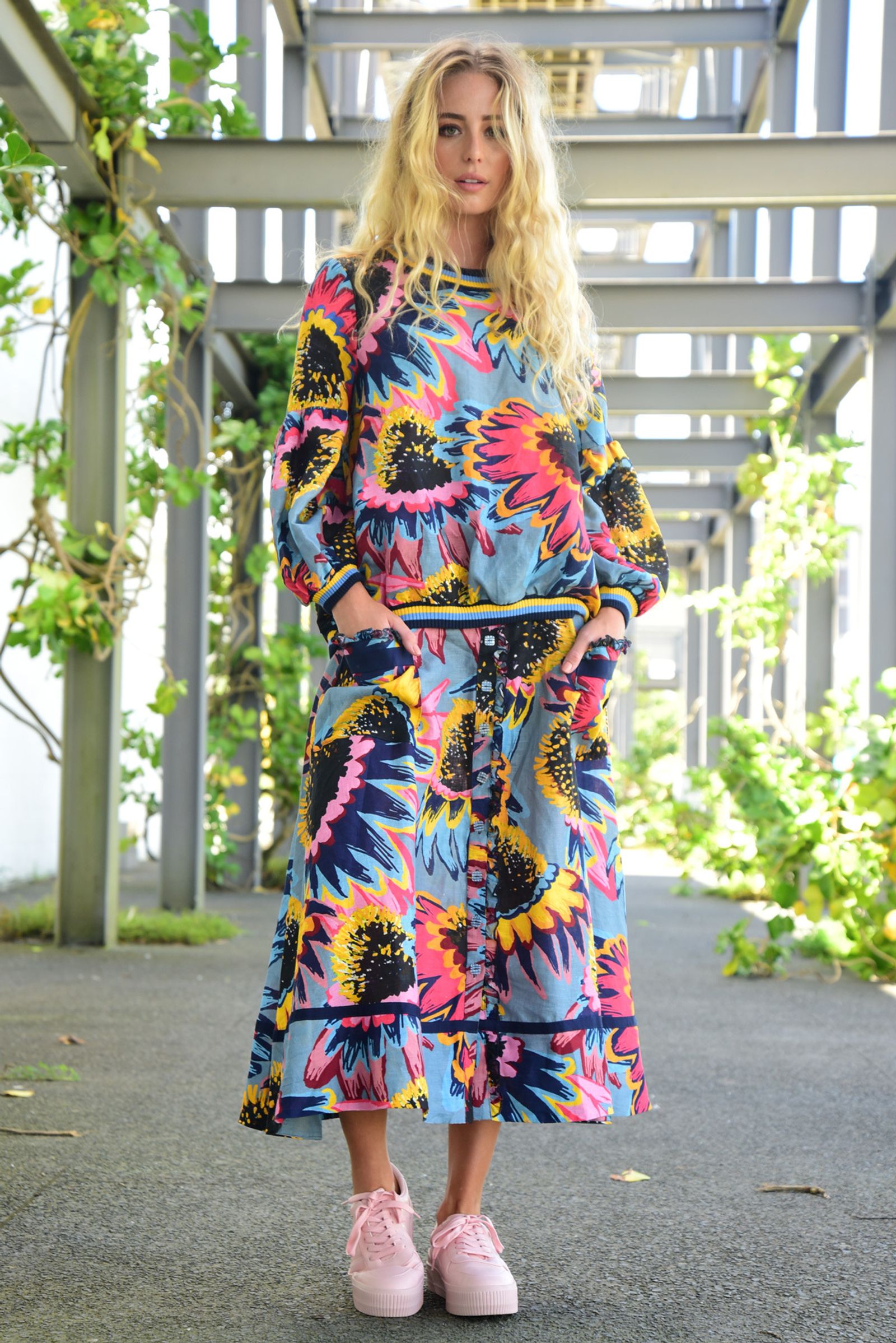 									PARTY ON TOP
								, 			CUTE AS A BUTTON SKIRT
			