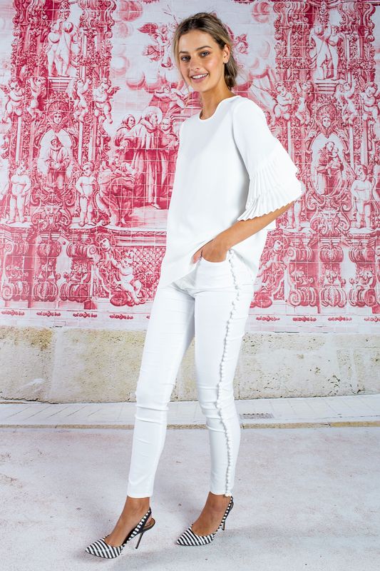 									TAKE CREPE TOP
								, 			GOOD GIRL POM BAD JEAN
			