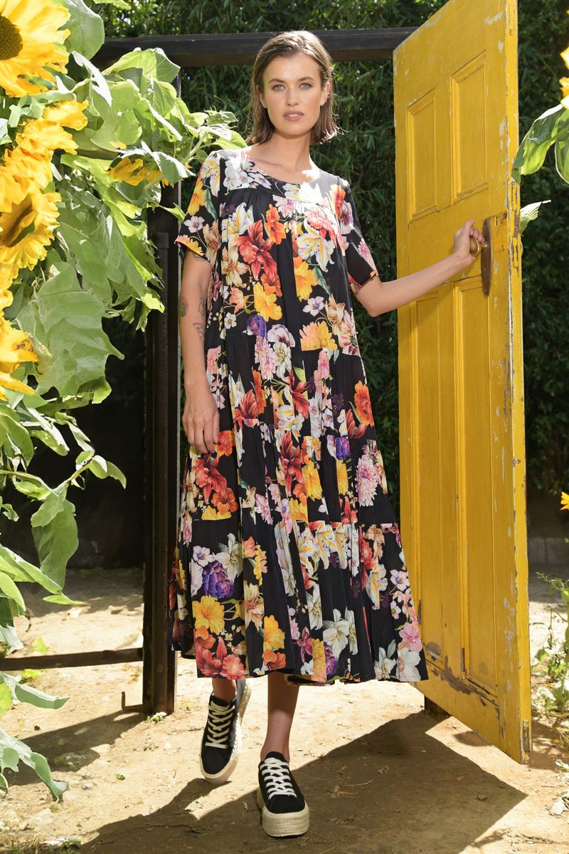 									HAPPY HOUR DRESS
			