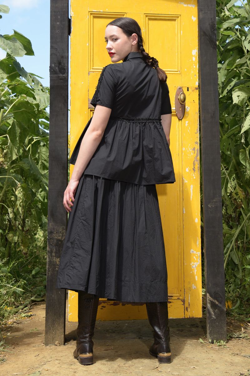 									SKIRT ON A WIRE SKIRT
			