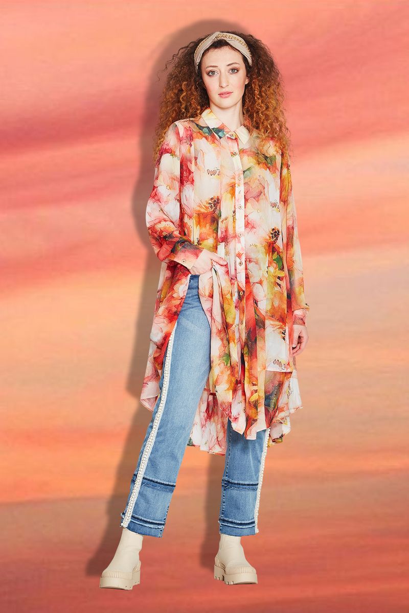 									COLLAR BACK GIRL SHIRT
								, 			ART WALK JEAN
			