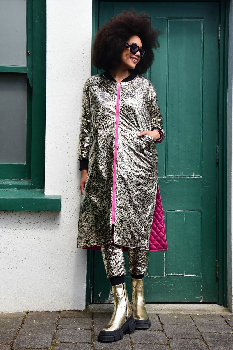 									PUFF PIECE REVERSIBLE COAT
								, 			BE EXTRA REVERSIBLE PANT
			