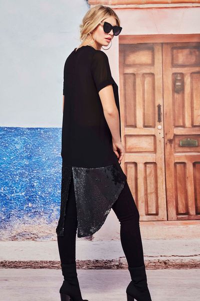 									METAL HEAD TOP
								, 			JUST FOR KICKS PANT
			