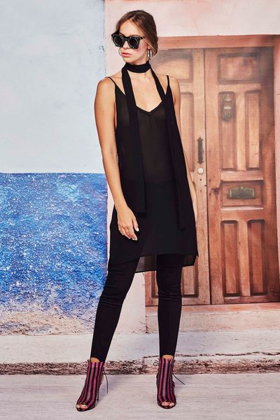 									HIP TO BE SQUARE SUNGLASSES
								, 			SLIP SERVICE TOP
								, 			MARCHING ORDERS PANT
			
