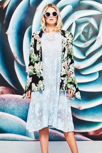 									ON POINT SUNGLASSES
								, 			OFF THE CUFF JACKET
								, 			SLEEVE APPEAL DRESS
			