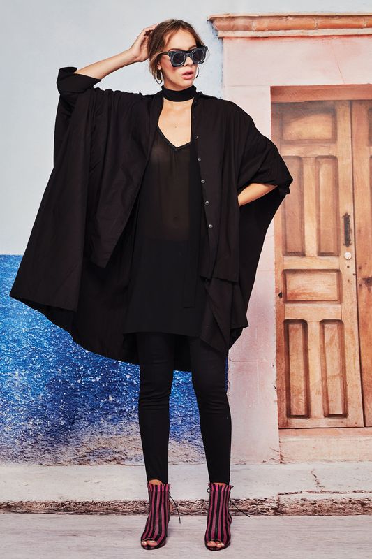 									HIP TO BE SQUARE SUNGLASSES
								, 			TALL ORDER SHIRT
								, 			SLIP SERVICE TOP
								, 			MARCHING ORDERS PANT
			