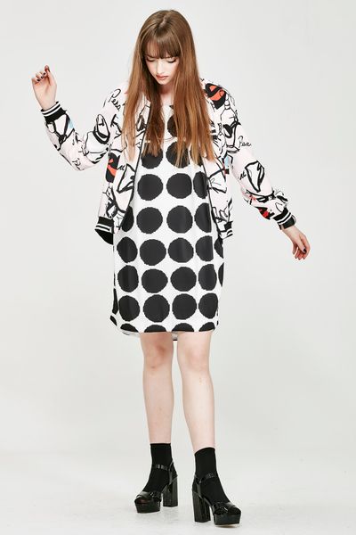 									'Income Jacket' Jacket
								, 			'Wear It Like A Dress' Dress
			