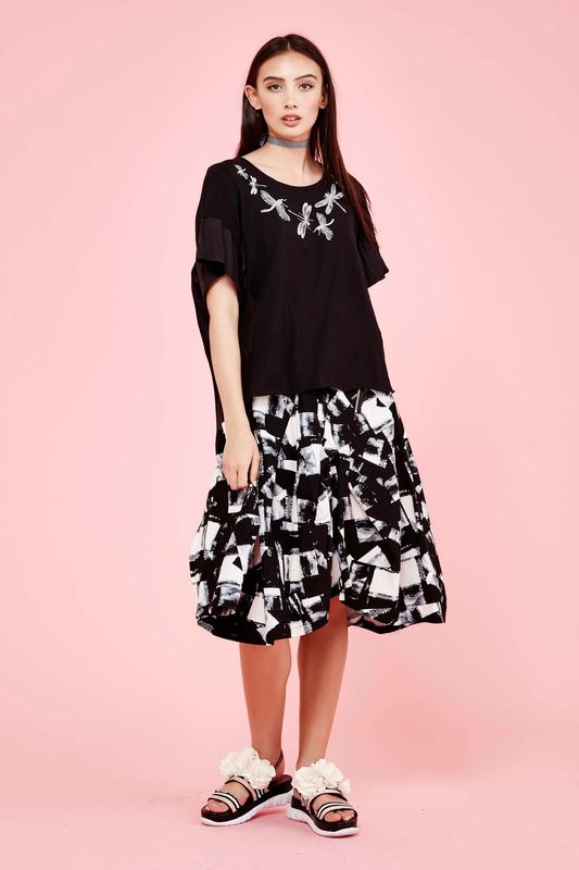 									TAKE A PRINT TOP
								, 			TUCKED UP SKIRT
			