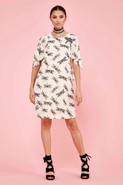 									CAPE MY HEART DRESS
			