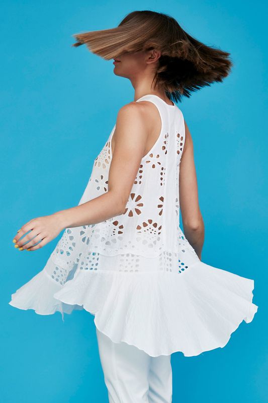 									SIMPLE FRILLS TOP
								, 			FORWARD MARCH PANT
			