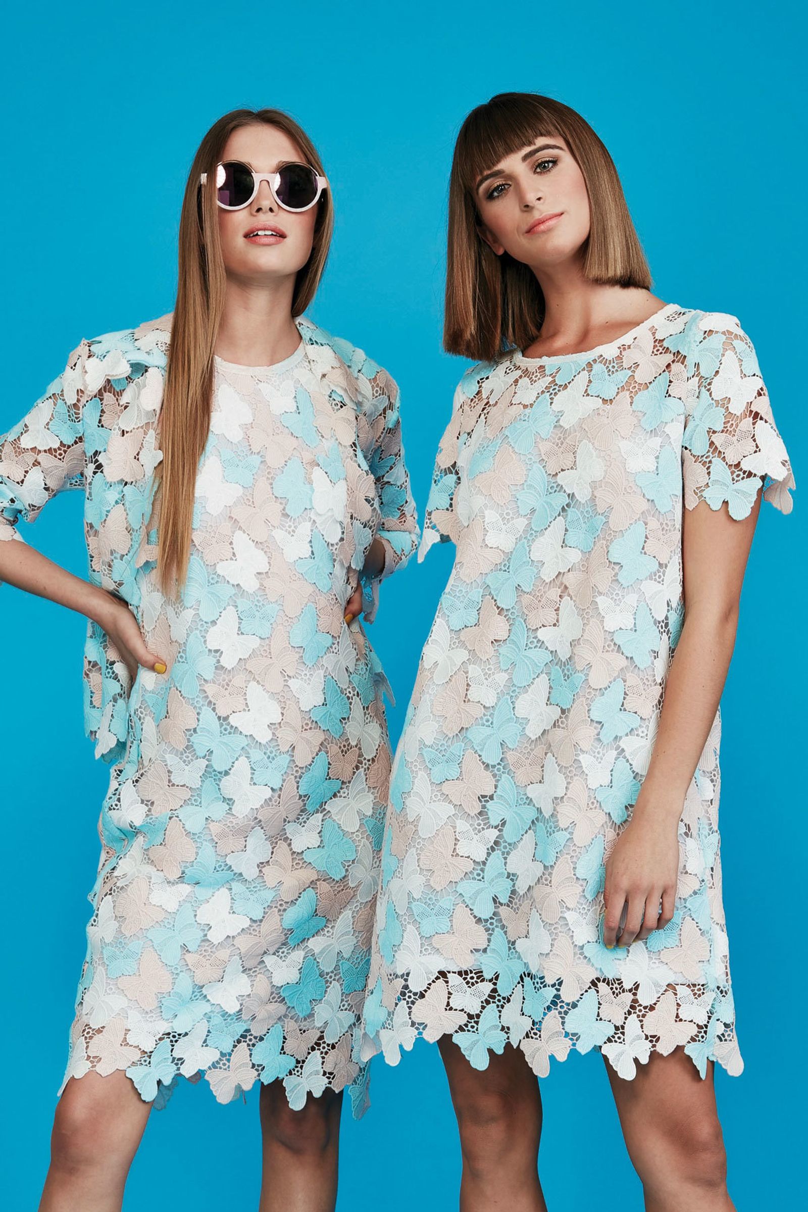 									GOOD VIBRATIONS SUNGLASSES
								, 			JACKET NICHOLSON JACKET
								, 			SLEEVELESS NIGHTS DRESS
								, 			TIME TO DRESS DRESS
			
