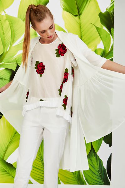 									HAPPY ENDING KIMONO
								, 			RUFFLE OF LOVE TOP
								, 			FORWARD MARCH PANT
			