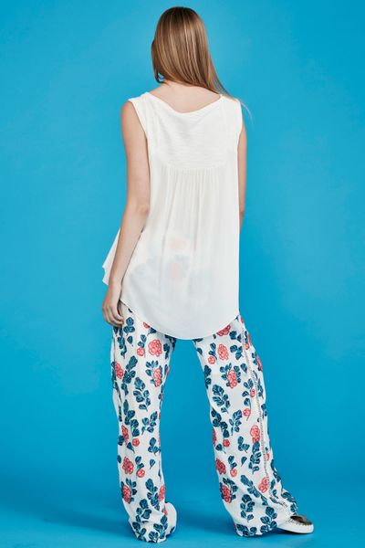 									HEART ATTACK TOP
								, 			PANTS DOWN PANT
			