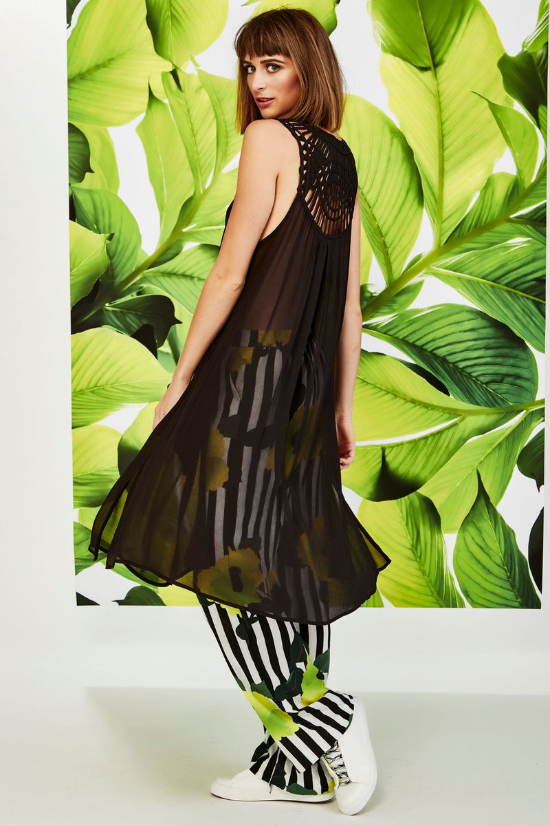 									UPDATE LATTICE DRESS
								, 			PANTS DOWN PANT
			