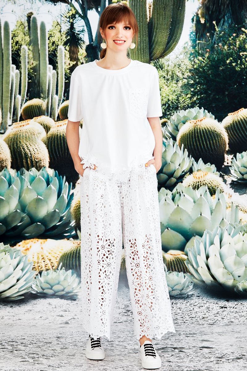 									ON THE POCKET TOP
								, 			QUICK STEP PANTS
			