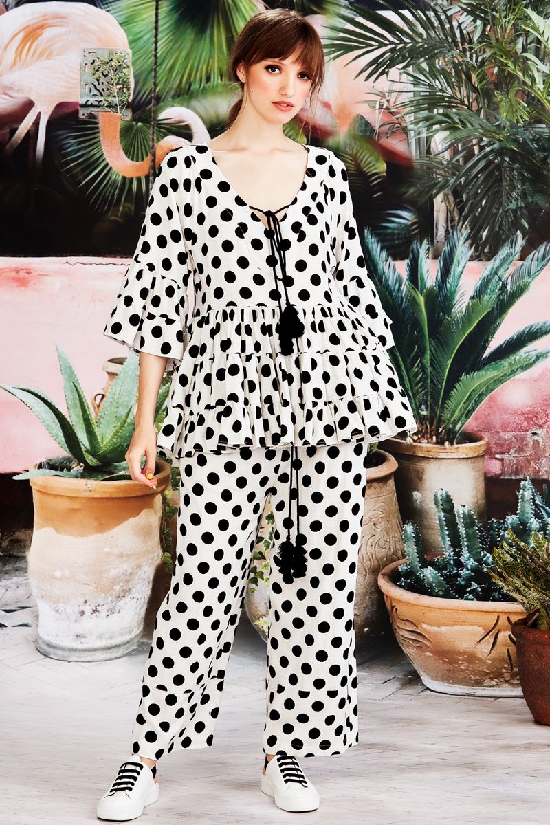 									RING MY BELL TOP
								, 			RELAX GO TO IT PANTS
			