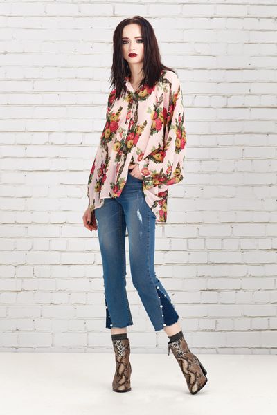 									MY MIND'S TIE TOP
								, 			MOTHER OF PEARL JEAN
			