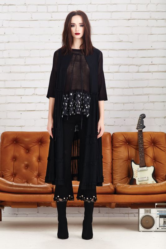 									NATURAL SELECTION DRESS
								, 			MODERN HEART TOP
								, 			LET THERE BE LACE JEANS
			