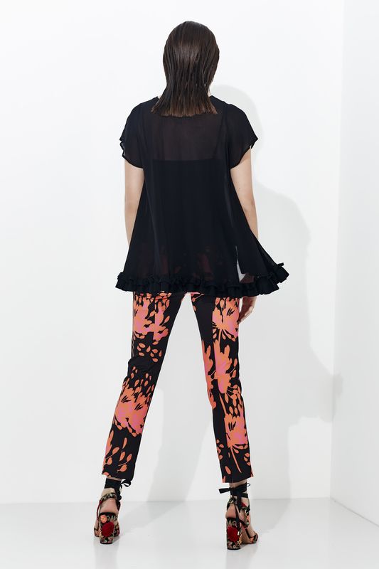 									RUFFLE OF LOVE TOP
								, 			BLANK CANVAS PANTS
			