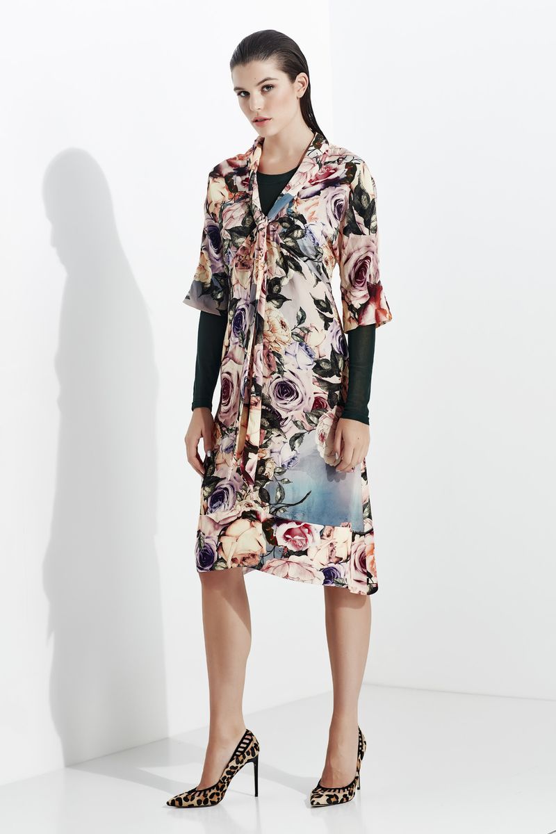 									SLEEVE ME TOP
								, 			MY TIE DRESS
			