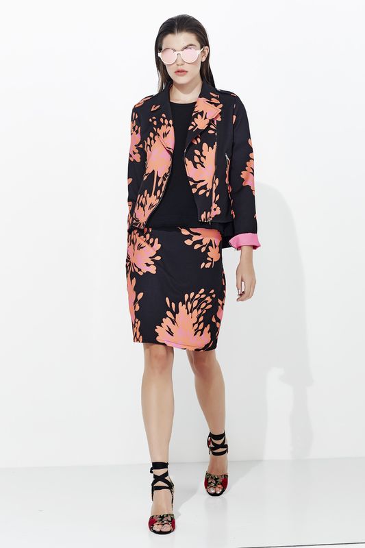 									JACKET NICHOLSON JACKET
								, 			RUFFLE OF LOVE TOP
								, 			SHORT BLISS SKIRT
			