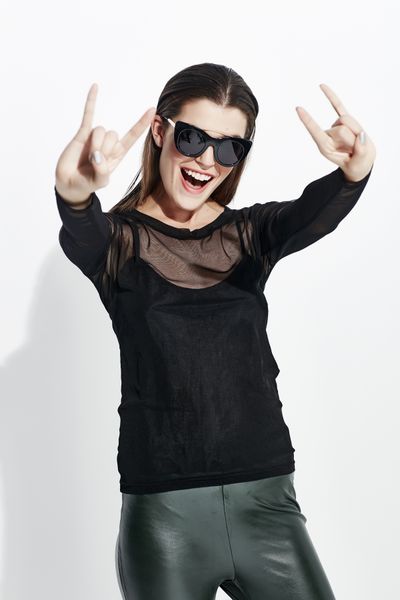 									CROSS THE LINE SUNGLASSES
								, 			SLEEVE ME TOP
								, 			WALK THAT WALK PANTS
			