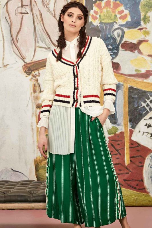 									HEM IN ROME SHIRT
								, 			VARSITY BLUES CARDIGAN
								, 			RUN DIRECTION PANT
			