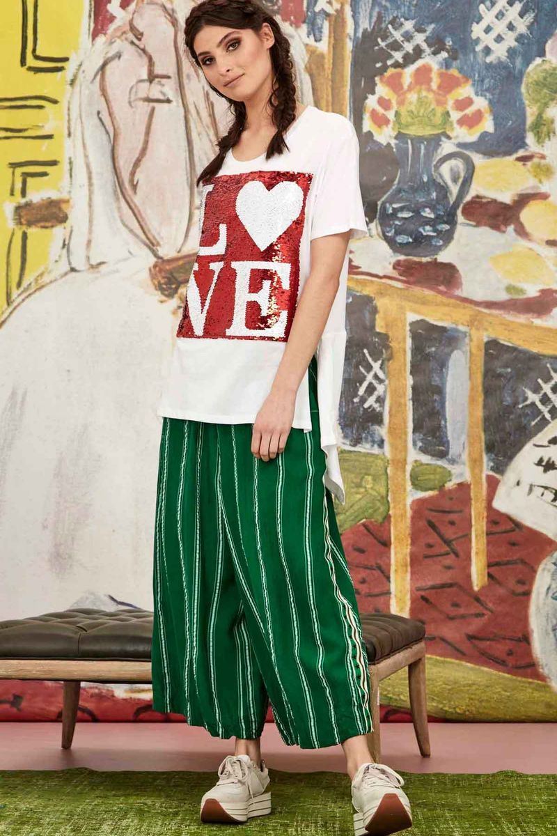 									THE PENNY TOPS T-SHIRT
								, 			RUN DIRECTION PANT
			