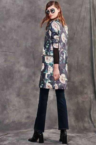 									MIGHTY QUEEN COAT
								, 			BY ALL JEANS JEANS
			