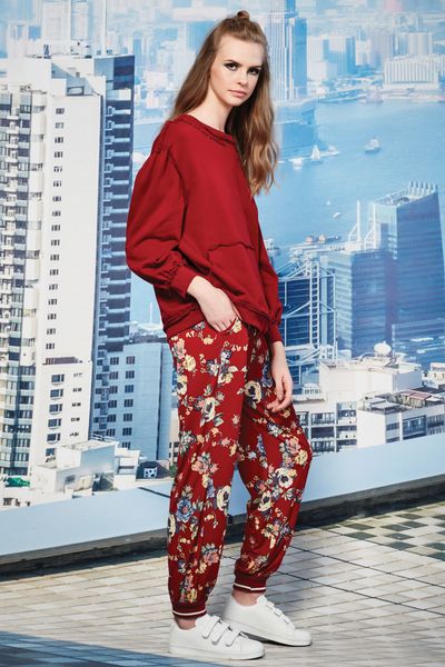 									SWEATY BETTY JUMPER
								, 			TRACK STAR PANT
			