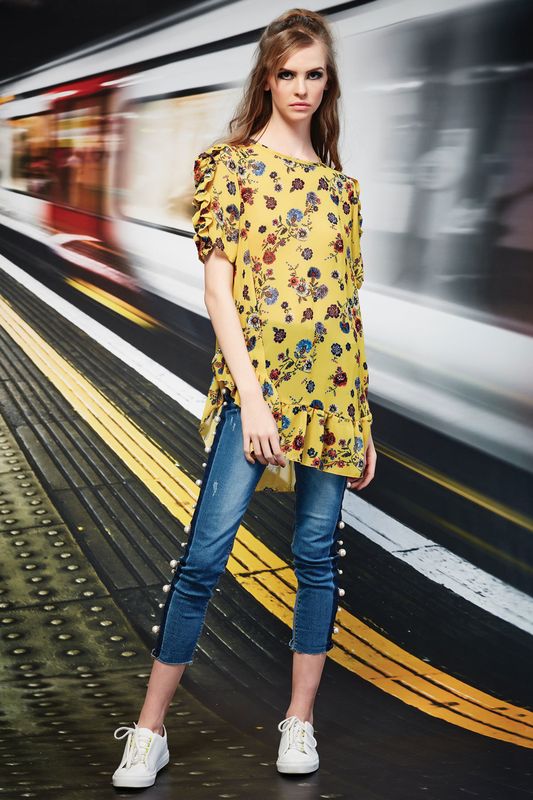 									GATHER AWAY TOP
								, 			MISS PEARL JEAN
			