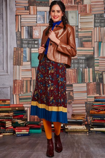 									MOD CROP JACKET
								, 			PLEATY BLINDES SKIRT
			