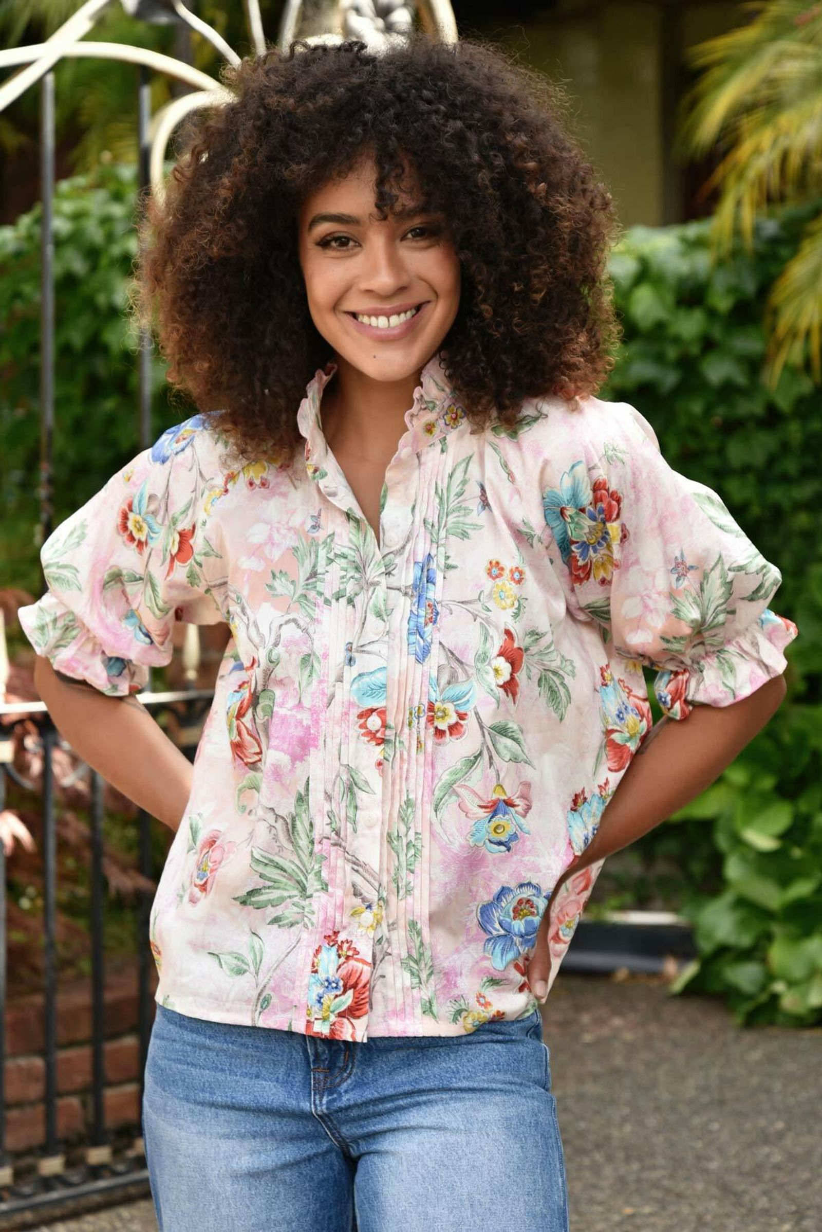 									BE-YOU-TIFUL BLOUSE
			