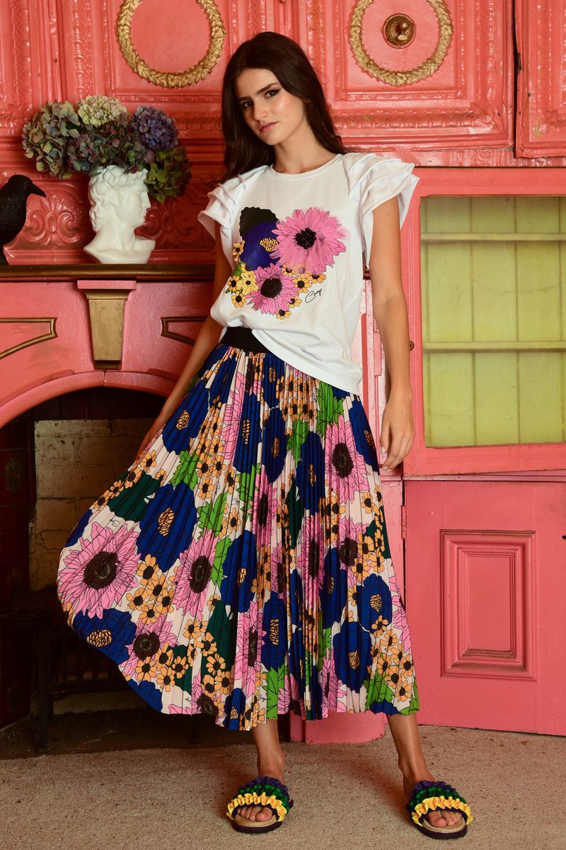 									SUNFLOWER POWER T-SHIRT
								, 			THE PLEAT IS ON SKIRT
			