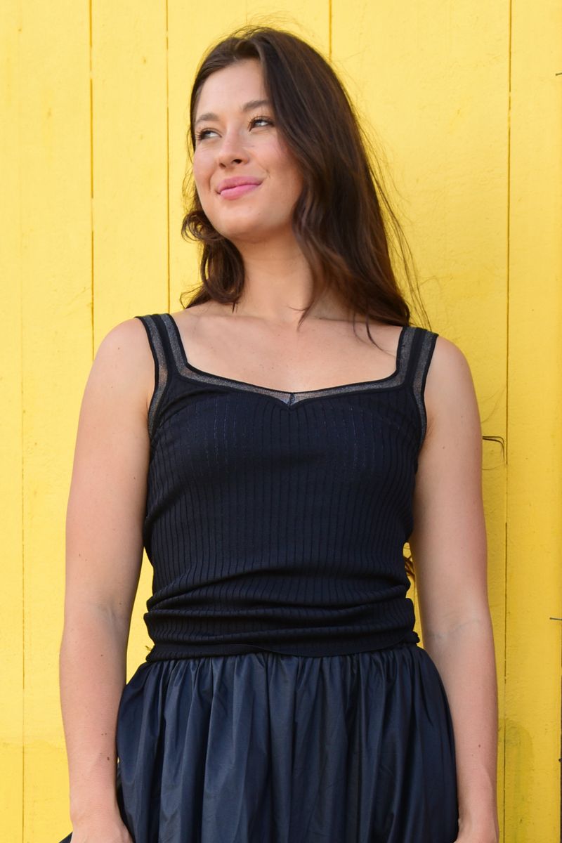 									CATCH ME IF YOU CAMI CAMI
			