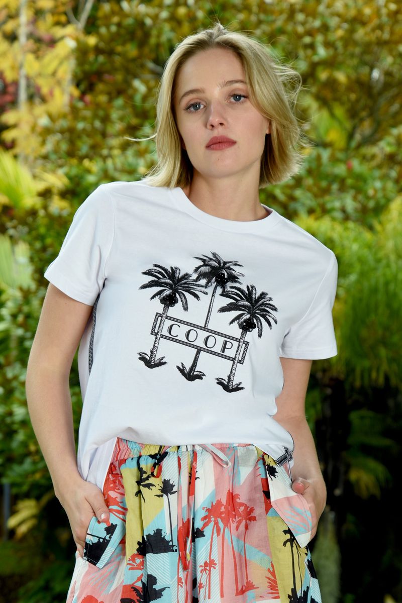 									COCONUT GROVE T-SHIRT
			