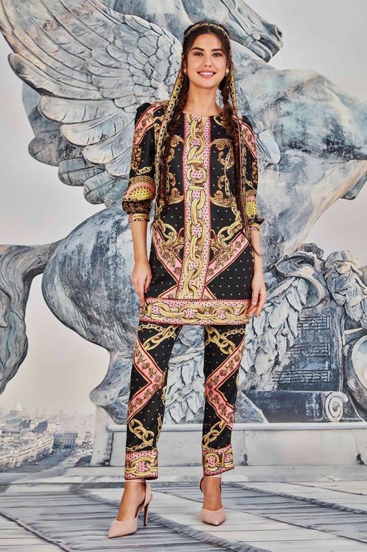 									HEART OF GOLD TUNIC
								, 			GOLDEN TICKET PANT
			