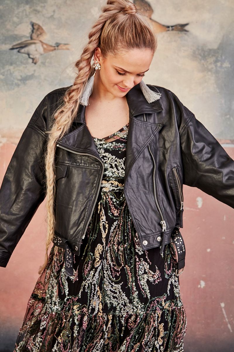 									STUD FIND-HER JACKET
								, 			TIERS IN MY EYES DRESS
			