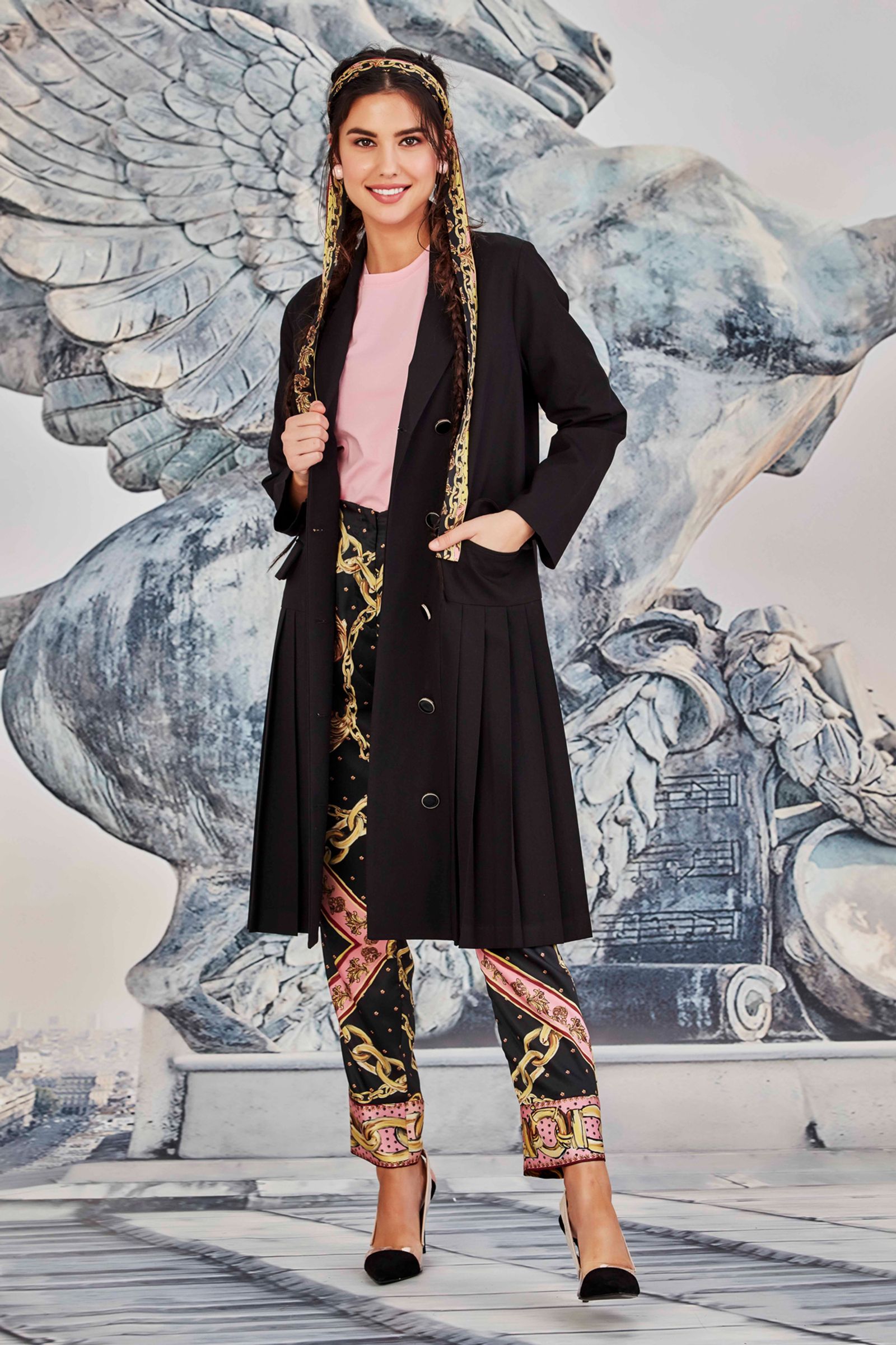 									PLEAT STREET COAT DRESS
								, 			GOLDEN TICKET PANT
			